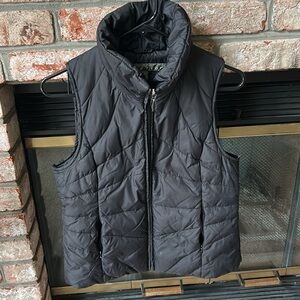 Kenneth Cole Reaction Down Puffer Zip Up Vest Women's  Lightweight Black‎ Size S